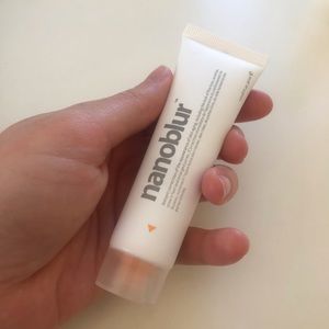 Indeed Laboratories Nanoblur